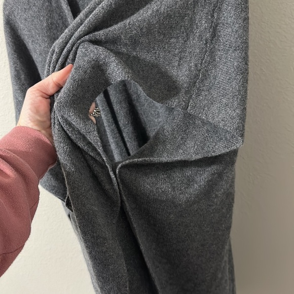 Nordstrom Gray Cashmere Open Poncho/Cardigan Sweater One Size - Picture 4 of 13